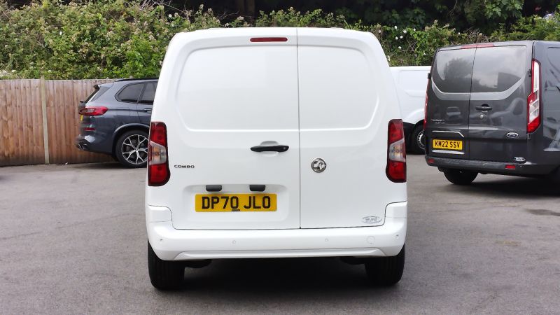 VAUXHALL COMBO 2300 SPORTIVE L1 SWB WITH AIR CONDITIONING,PARKING SENSORS,BLUETOOTH AND MORE - 2871 - 9