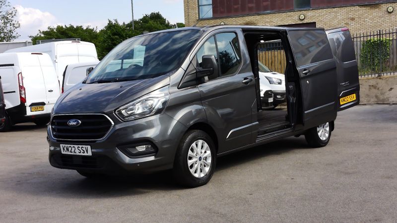 FORD TRANSIT CUSTOM 300 LIMITED ECOBLUE L2 LWB IN GREY WITH AIR CONDITIONING,PARKING SENSORS,HEATED SEATS AND MORE - 2861 - 2