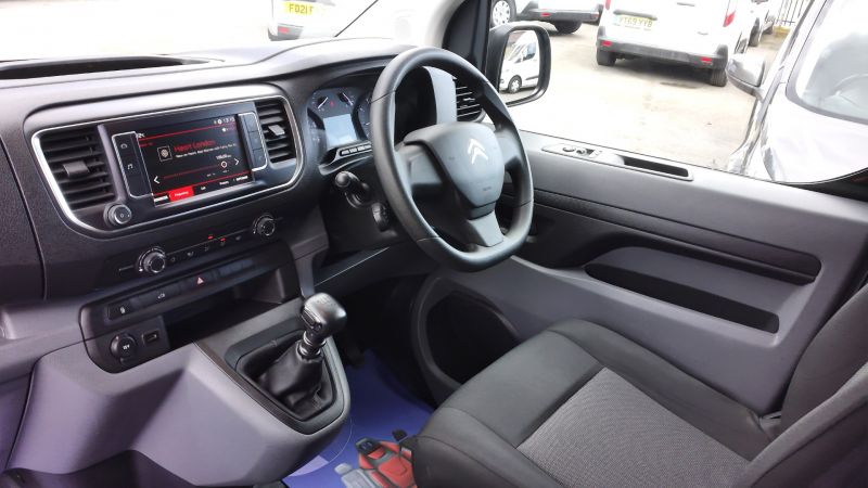 CITROEN DISPATCH 1400M ENTERPRISE PRO 2.0 BLUEHDI 145PS IN GREY WITH ONLY 44.000 MILES,AIR CONDITIONING AND MORE - 2971 - 5