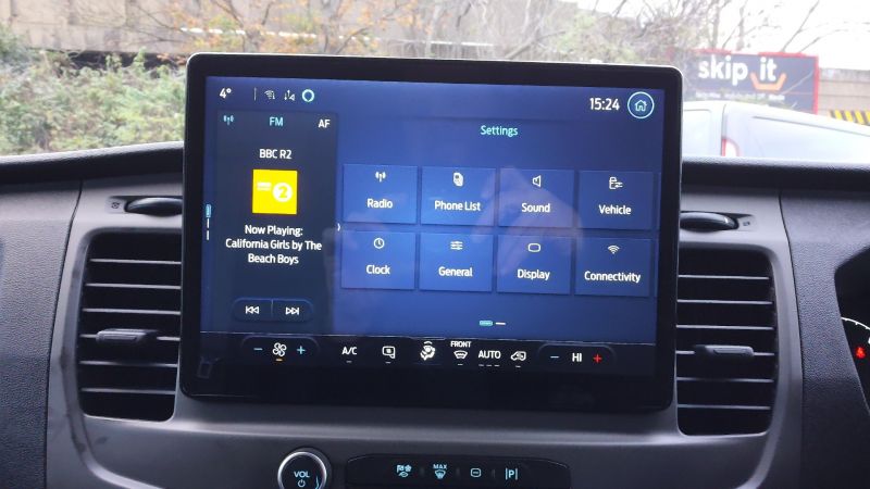 FORD TRANSIT 310 TREND LEADER L2 H2 MWB MEDIUM ROOF IN SILVER WITH AIR CONDITIONING,PARKING SENSORS AND MORE - 2950 - 13