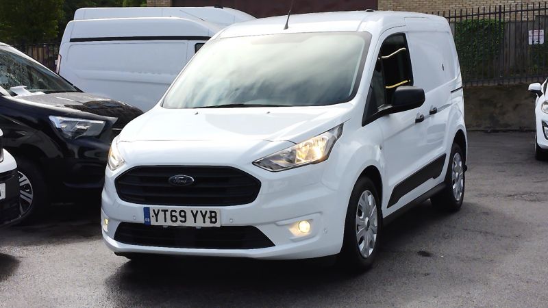 FORD TRANSIT CONNECT 230 TREND 1.5 TDCI L1 SWB WITH ONLY 22.000 MILES,SAT NAV,AIR CONDITIONING,PARKING SENSORS AND MORE *** SOLD *** - 2896 - 21