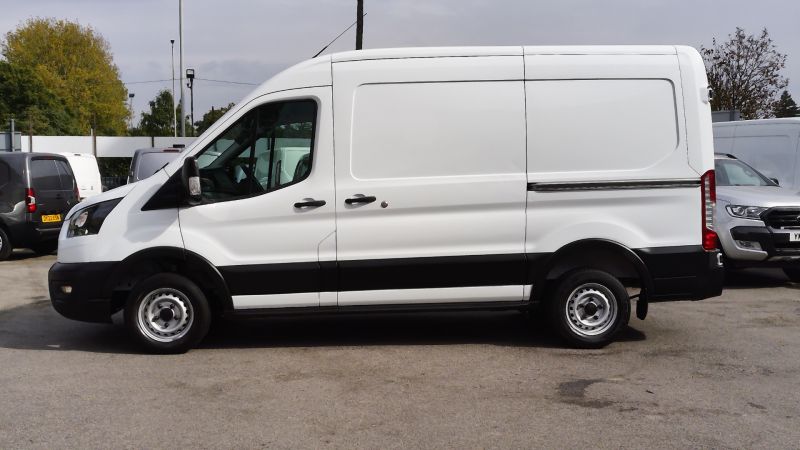 FORD TRANSIT 310 LEADER ECOBLUE L2H2 MWB MEDIUM ROOF WITH SAT NAV,AIR CONDITIONING,HEATED SEATS AND MORE *** SOLD *** - 2920 - 7