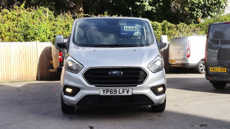 FORD TRANSIT CUSTOM 320 LIMITED L1 SWB 6 SEATER DOUBLE CAB COMBI CREW VAN WITH AIR CONDITIONING,PARKING SENSORS,ALLOYS,HEATED SEATS AND MORE *** DEPOSIT TAKEN *** - 2914 - 3
