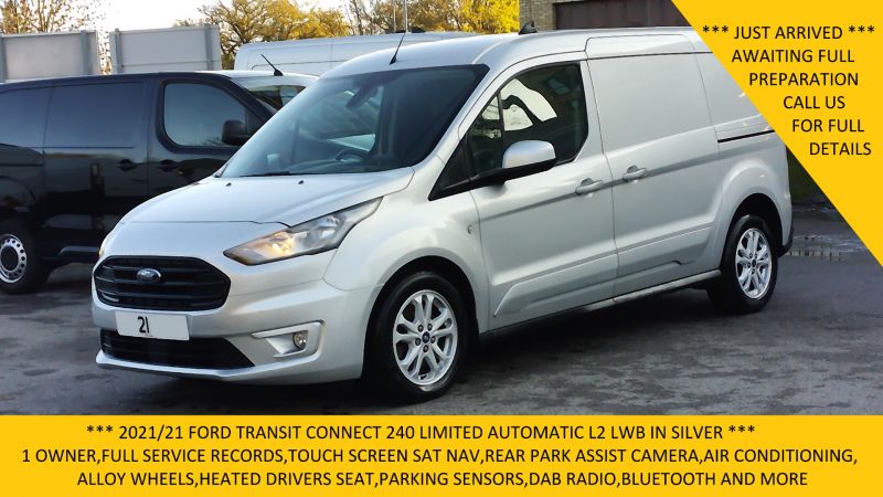 Used FORD TRANSIT CONNECT in Surbiton, Surrey for sale