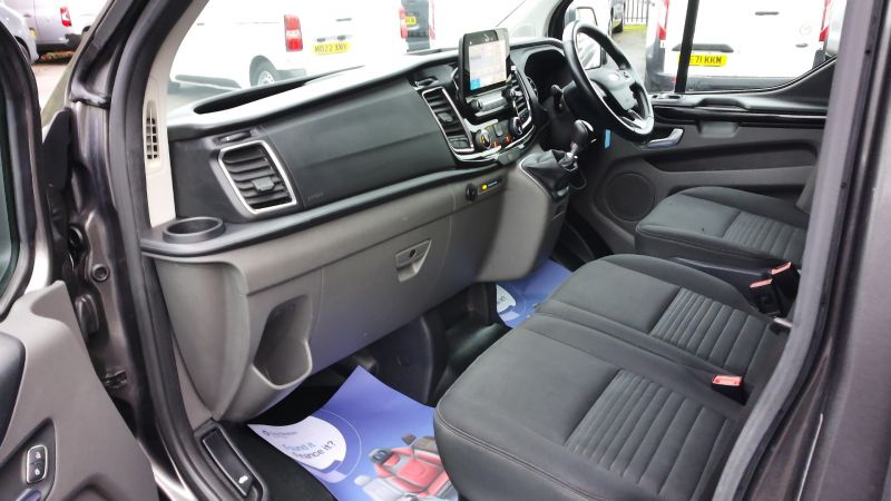 FORD TRANSIT CUSTOM 300 LIMITED ECOBLUE L1 SWB IN GREY WITH 49.000 MILES,AIR CONDITIONING,PARK ASSIST CAMERA,PARKING SENSORS,ALLOYS AND MORE *** SOLD *** - 2944 - 11