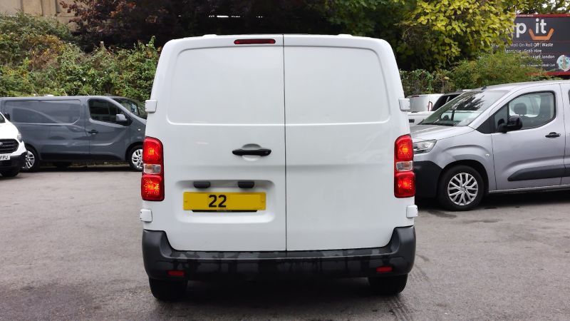 PEUGEOT EXPERT 1.5 BLUEHDI PROFESSIONAL PREMIUM L1 WITH AIR CONDITIONING,6 SPEED,BLUETOOTH AND MORE - 2933 - 7
