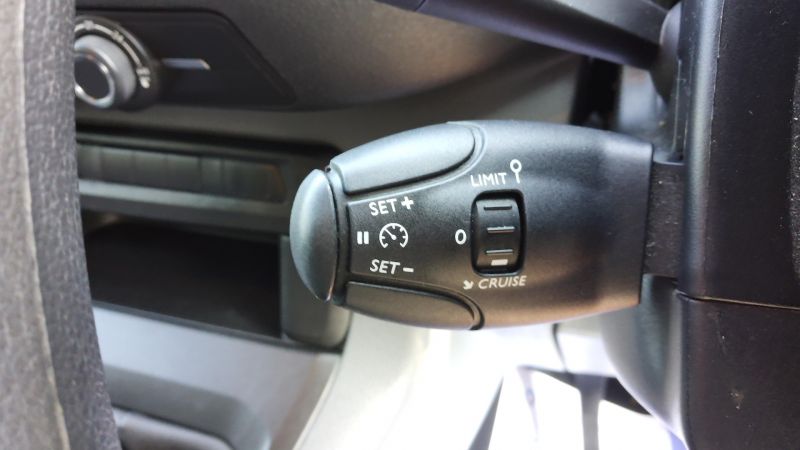 PEUGEOT EXPERT 1000 PROFESSIONAL PREMIUM L2 LWB IN BLACK ONLY 28.000 MILES,AIR CONDITIONING,ALLOY'S AND MORE - 2907 - 20