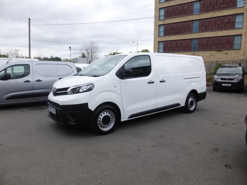 TOYOTA PROACE L2 ICON 2.0 BHDI 120 IN WHITE , LWB , ULEZ COMPLIANT , EURO 6 , AIR CONDITIONING , PARKING SENSORS **** £15995 + VAT **** 1 OWNER **** - 2640 - 1