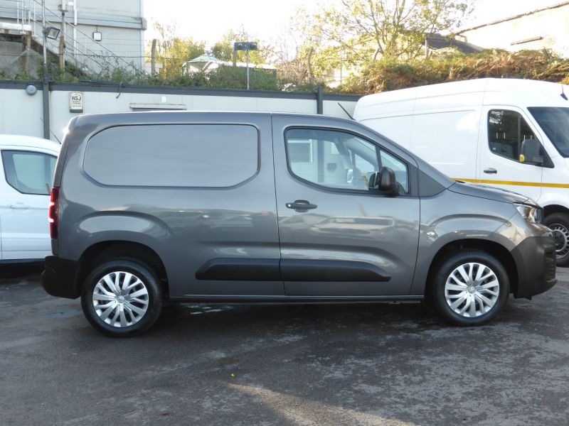 PEUGEOT PARTNER 1000 PROFESSIONAL L1 SWB IN GREY WITH AIR CONDITIONING,PARKING SENSORS AND MORE - 2532 - 8