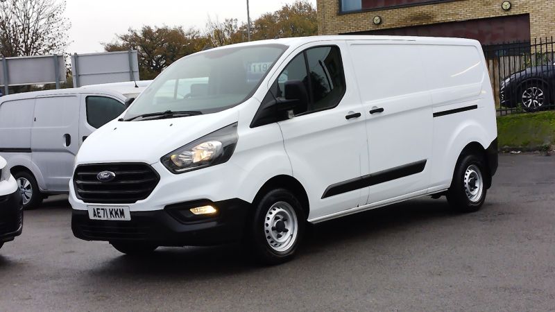 FORD TRANSIT CUSTOM 300 LEADER ECOBLUE L2 LWB WITH AIR CONDITIONING,PARKING SENSORS,6 SPEED AND MORE - 2941 - 2