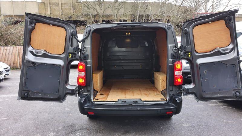 CITROEN DISPATCH XL 1000 ENTERPRISE PRO IN GREY WITH AIR CONDITIONING,PARKING SENSORS AND MORE - 2969 - 8