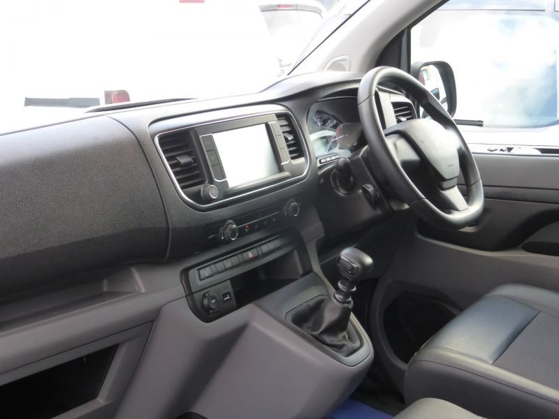 CITROEN DISPATCH M 1000 ENTERPRISE BLUEHDI IN METALLIC GREY , ULEZ COMPLIANT , EURO 6 , AIR CONDITIONING , *** DEPOSIT TAKEN **** - 2528 - 11