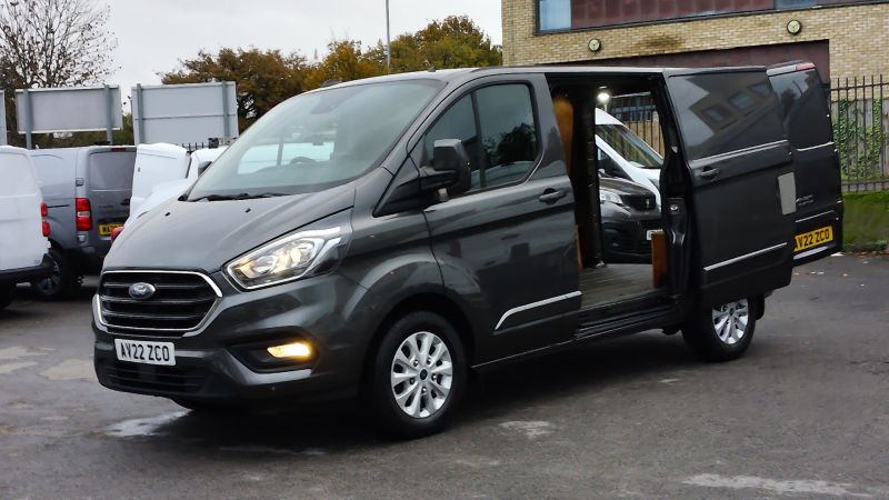 Used FORD TRANSIT CUSTOM in Surbiton, Surrey for sale