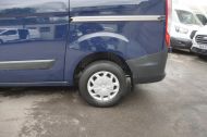 FORD TRANSIT CUSTOM 310/130 TREND L1 SWB EURO 6 IN BLUE WITH AIR CONDITIONING,SENSORS,REAR CAMERA,ELECTRIC PACK,BLUETOOTH AND MORE *** DEPOSITS TAKEN *** - 2082 - 24