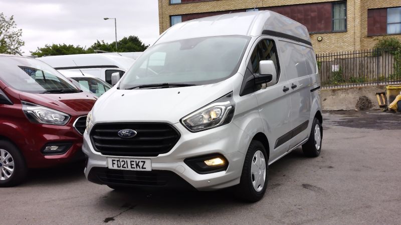 FORD TRANSIT CUSTOM 320 TREND ECOBLUE L1H2 SWB HIGH ROOF IN SILVER WITH AIR CONDITIONING,PARKING SENSORS AND MORE - 2863 - 20