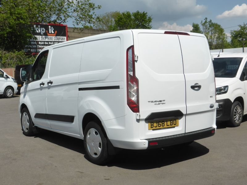 FORD TRANSIT CUSTOM 300 TREND AUTOMATIC L1 SWB WITH AIR CONDITIONING,PARKING SENSORS,CRUISE CONTROL,BLUETOOTH AND MORE - 2649 - 6